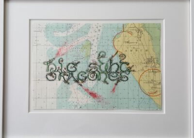 Karin Nowak: Hic sunt dragones - Kalligraphie auf original Seekarte 2017